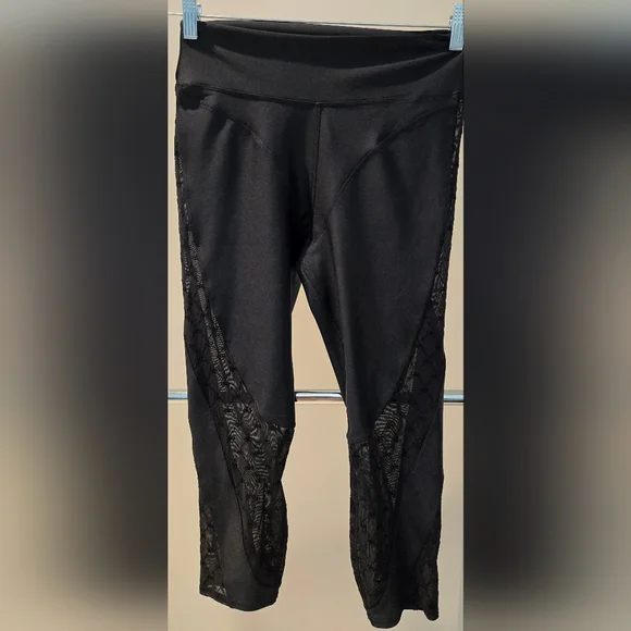 Alo Airlift Mesh High Waist Capri Celeste In Black Size Large - Picture 10 of 13